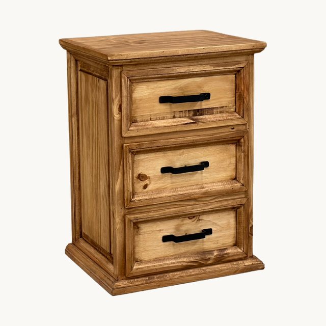 Traditional Traditional 3-Drawer Nightstand